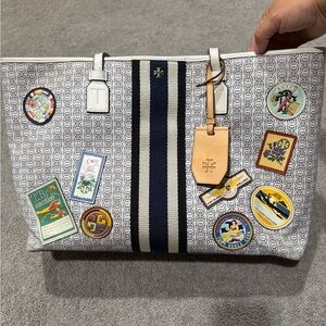 Tory Burch Gemini link Patterned Tote with Patches